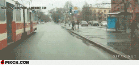 Z kopyta...